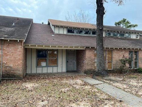 b-12211 W Village Dr, Houston, TX, 77039-4928 | Card Image