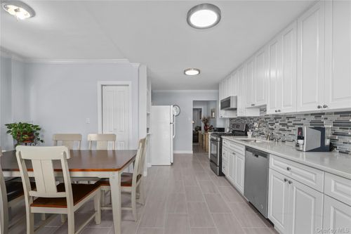 638-640 Halstead Ave, Mamaroneck, NY, 10543-2718 | Card Image