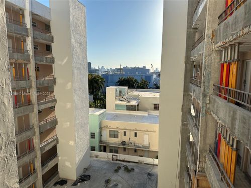 apt-8h-1750 James Ave, Miami Beach, FL, 33139-7532 | Card Image