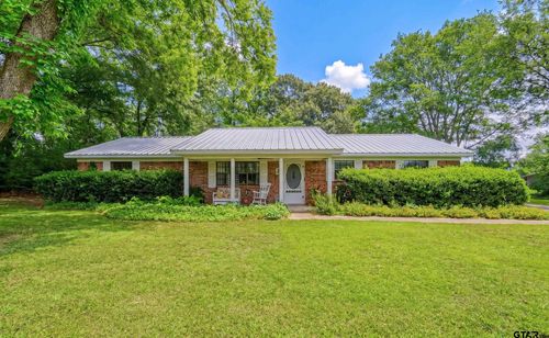 957 Gilmer Rd, Winnsboro, TX, 75494-3405 | Card Image