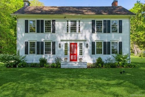 1141 Beekman Rd, Hopewell Junction, NY, 12533-5509 | Card Image