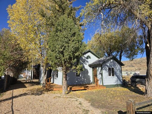221 Beryl St, Kemmerer, WY, 83101-2002 | Card Image