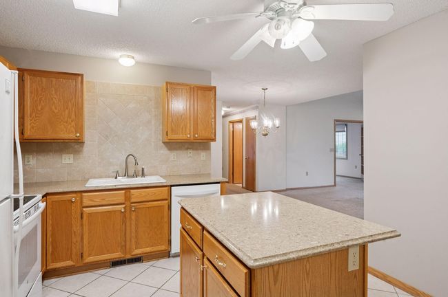 47 - 8733 Baxter Way, Townhouse with 2 bedrooms, 2 bathrooms and null parking in Inver Grove Heights MN | Image 17