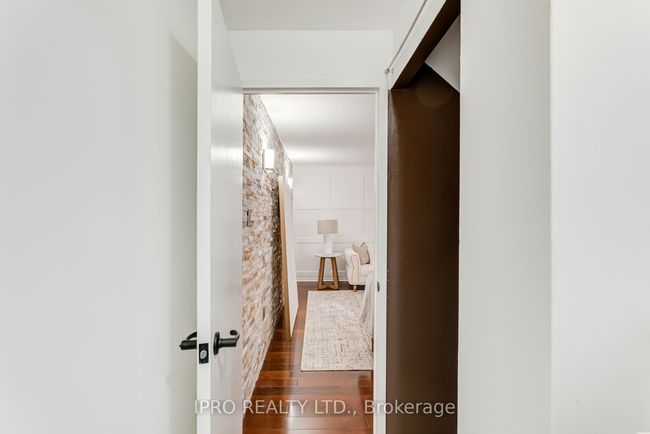 61 - 130 Ling Rd, Condo with 4 bedrooms, 2 bathrooms and 1 parking in Toronto ON | Image 24