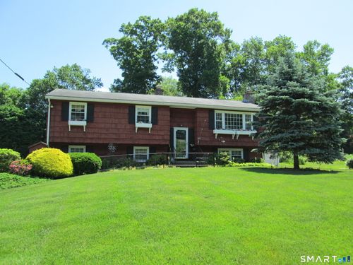 109 Wedgewood Drive, Naugatuck, CT, 06770 | Card Image