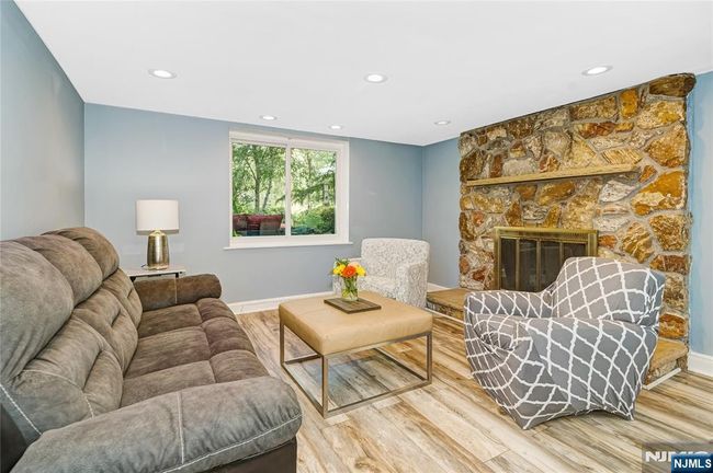 17 Windham Pl, House other with 6 bedrooms, 6 bathrooms and null parking in Glen Rock NJ | Image 30