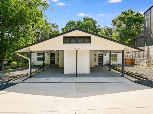 a-1509 Oak Heights Dr, Austin, TX, 78741-2536 | Card Image
