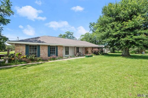 3901 Lavey Ln, Baker, LA, 70714 | Card Image