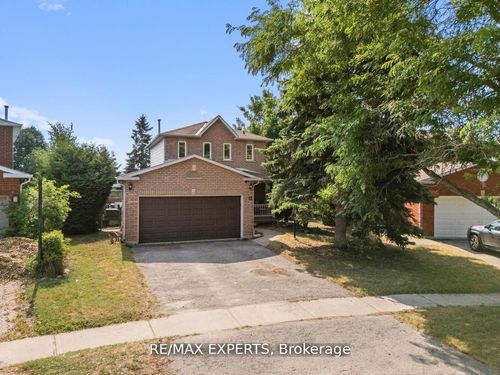 11 Penton Dr, Barrie, ON, L4N7A3 | Card Image