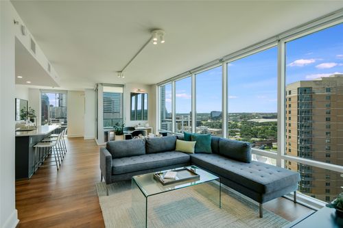 1403-300 Bowie St, Austin, TX, 78703-4662 | Card Image