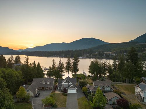 525 Point Ideal Dr, Lake Cowichan, BC, V0R | Card Image