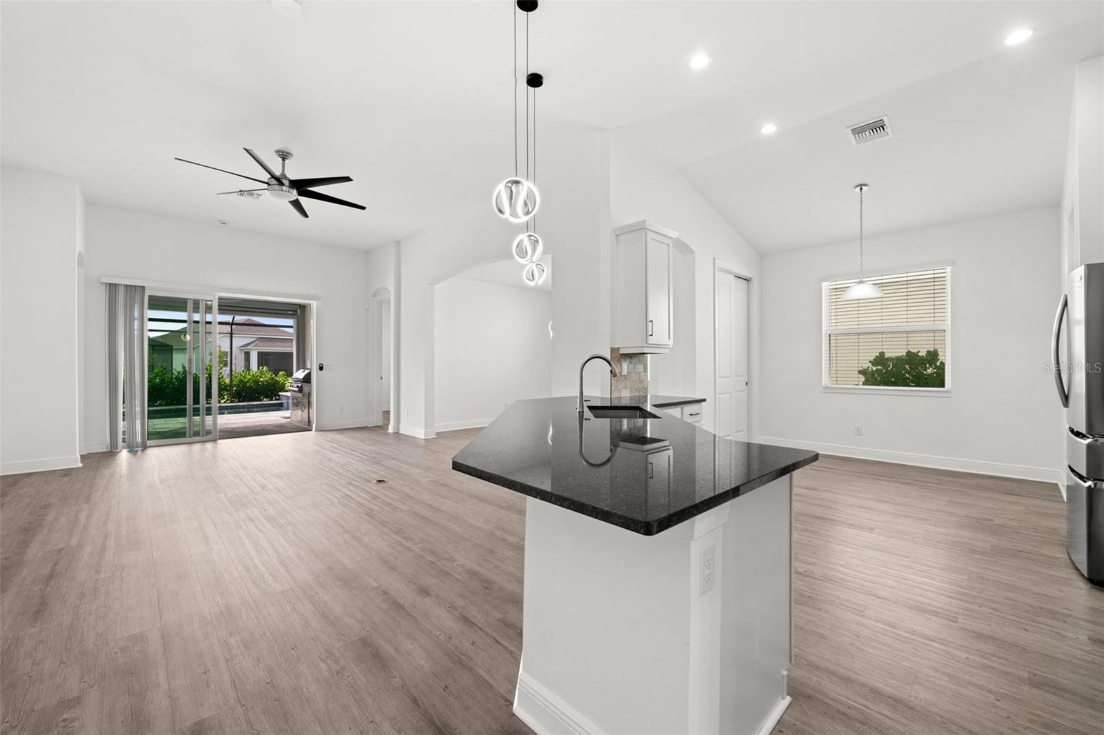 Residential in PUNTA GORDA 4