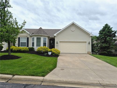 1077 Cookhill Cir, Akron, OH, 44312 | Card Image