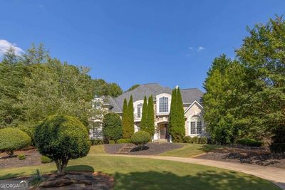 723 Golf Vista Court, House other with 6 bedrooms, 5 bathrooms and null parking in Alpharetta GA | Image 3