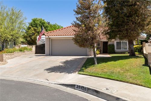 25526 Newcastle Ct, Saugus, CA, 91350-3032 | Card Image