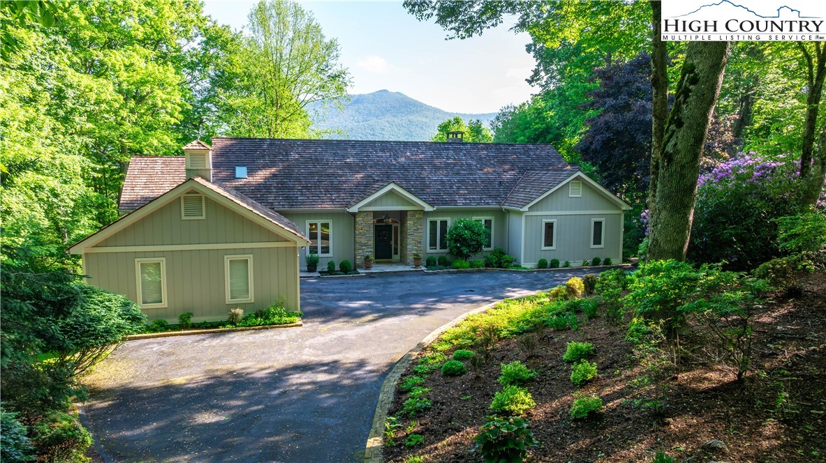 Raven Ridge Rd, Banner Elk, NC 28604