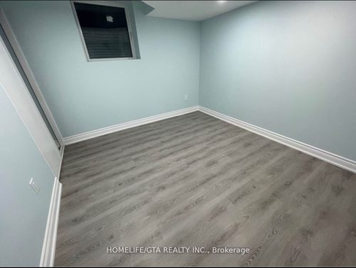 35 Brockman Cres, Ajax, ON, L1T4B3 | Card Image