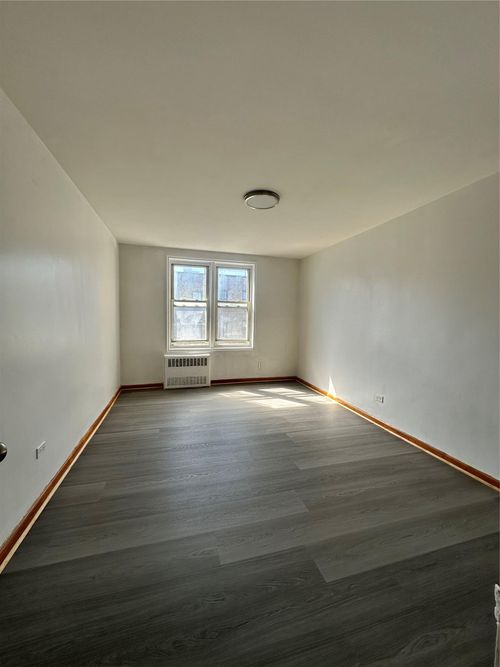 apt-611-4343 Kissena Blvd, Flushing, NY, 11355-2925 | Card Image