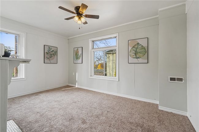 1565 Cumberland St, House other with 4 bedrooms, 2 bathrooms and 2 parking in Crafton PA | Image 19