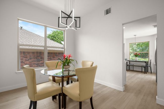9127 Edwardson Ln, House other with 3 bedrooms, 2 bathrooms and 4 parking in Austin TX | Image 5
