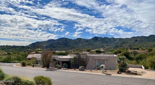 15440 N Cabrillo Dr, Fountain Hills, AZ, 85268-1635 | Card Image
