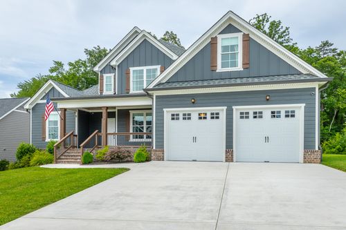 252 Goose Creek Cir, Soddy Daisy, TN, 37379-2404 | Card Image