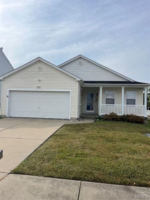 971 Koenig Dr, Godfrey, IL, 62035-2935 | Card Image