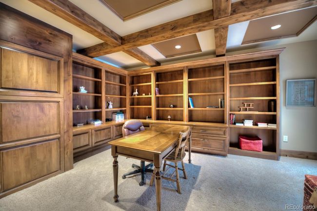 Office in Master Room | Image 19