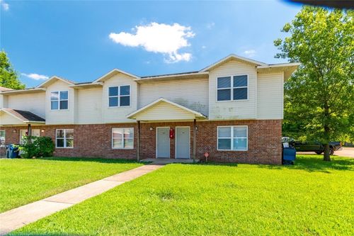 230 Meadow Ct, Siloam Springs, AR, 72761-8918 | Card Image