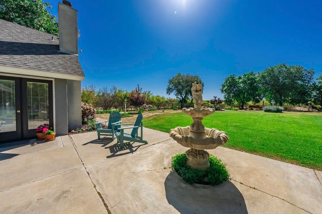 9415 21 St Ave, Home with 3 bedrooms, 3 bathrooms and null parking in Lemoore CA | Image 17