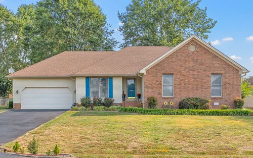 601 Ashbury Cir, Hopkinsville, KY, 42240-5287 | Card Image