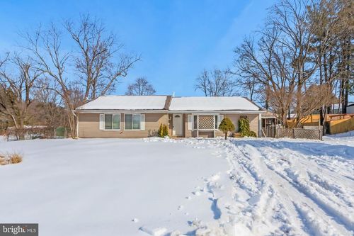 15700 Perkins Ln, BOWIE, MD, 20716-1639 | Card Image