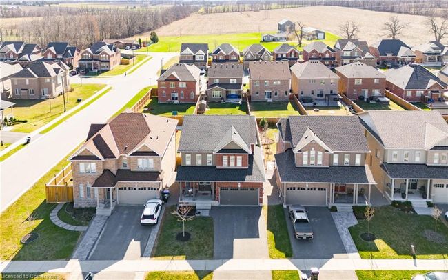 4 Samuel Cres, House other with 4 bedrooms, 4 bathrooms and 4 parking in Springwater ON | Image 42