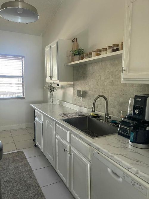 9878-9878 Nob Hill Ct, Sunrise, FL, 33351-4621 | Card Image