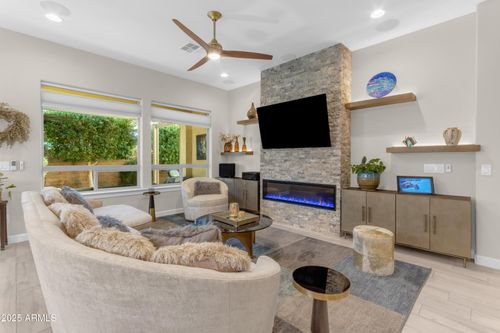 829 E Snowy Farm Dr, Queen Creek, AZ, 85140-7213 | Card Image