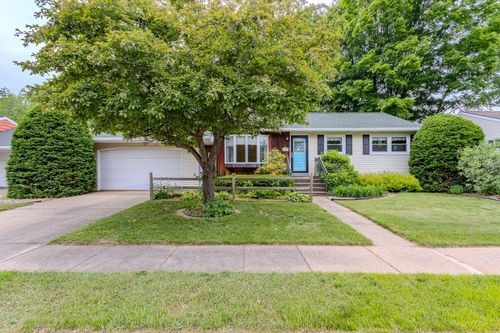 212 Leroy St, Rothschild, WI, 54474-1826 | Card Image