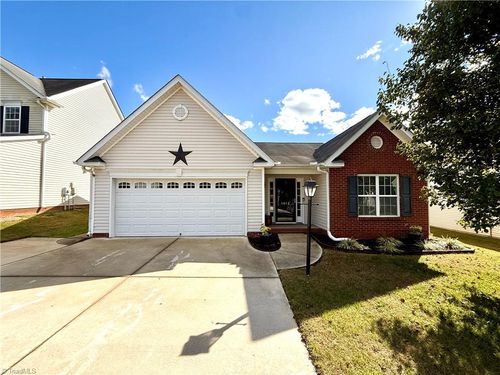 5013 Long Branch Dr, Kernersville, NC, 27284-7397 | Card Image