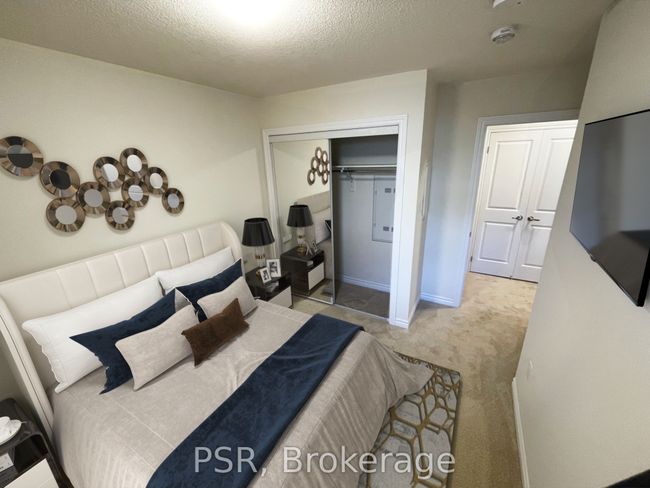 7 - 485 Beresford Path, House attached with 2 bedrooms, 2 bathrooms and 1 parking in Oshawa ON | Image 6