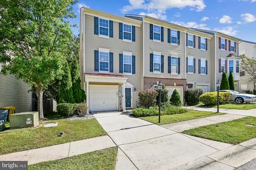 6877 Archibald Dr, GLEN BURNIE, MD, 21060-8460 | Card Image