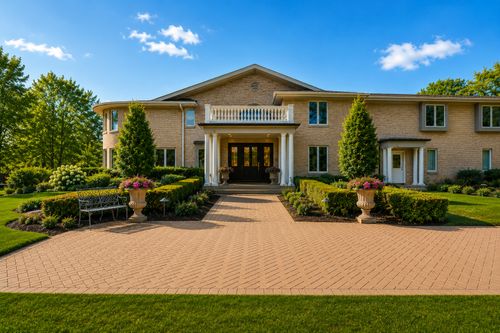 1877 Banbury Rd, Inverness, IL, 60067-4208 | Card Image