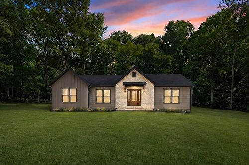 875 Little Leatherwood Rd, Vanleer, TN, 37181-5322 | Card Image