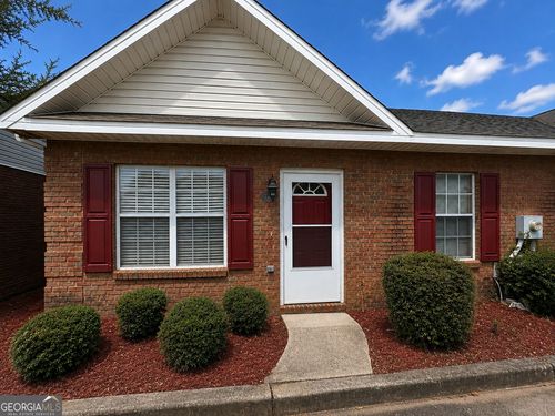255 Katelyn Cir, Warner Robins, GA, 31088-8951 | Card Image
