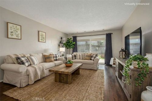 181 Fisher Ct, Calimesa, CA, 92320-1215 | Card Image