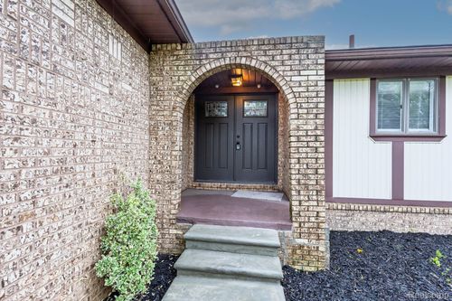 59663 Pettengill Dr, New Hudson, MI, 48165-9733 | Card Image