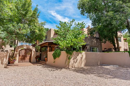 apt-b-541 E Alameda St, Santa Fe, NM, 87501-2269 | Card Image