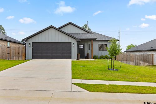 17322 Crossing Cir, Lindale, TX, 75771-1428 | Card Image