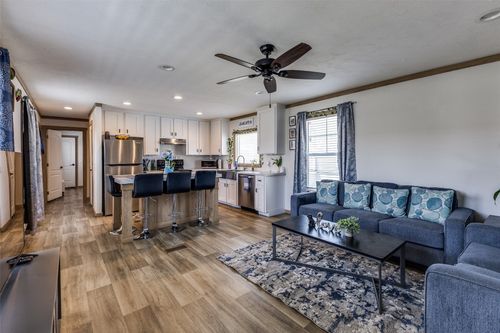 765-12401 Shiflet Dr, Del Valle, TX, 78617-4405 | Card Image
