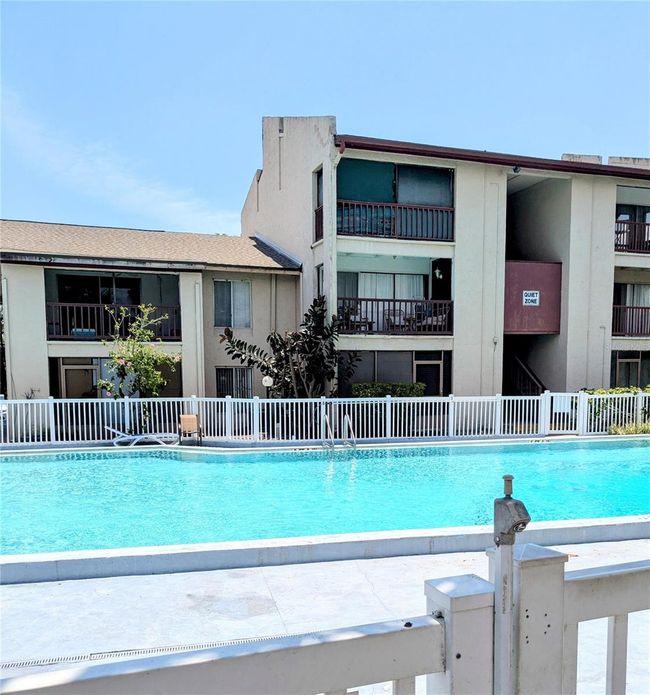 UNIT-125 - 3840 N Lake Dr, Condo with 1 bedrooms, 1 bathrooms and null parking in TAMPA FL | Image 12