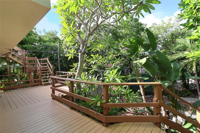 82260 Overseas Hwy, House other with 3 bedrooms, 3 bathrooms and null parking in Islamorada FL | Image 5