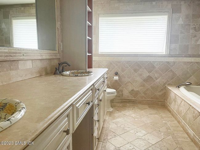 30 Split Timber Pl, House other with 5 bedrooms, 5 bathrooms and null parking in Riverside CT | Image 36